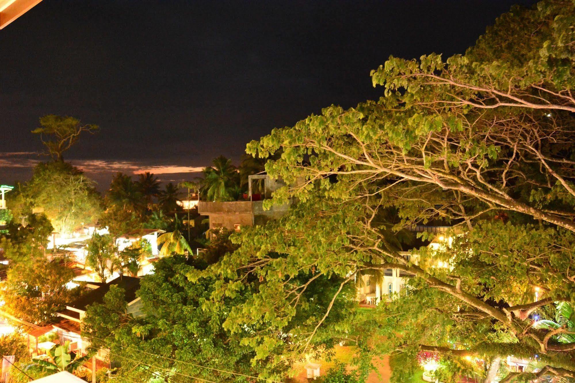 Gloria Grand Hotel Unawatuna Exteriér fotografie